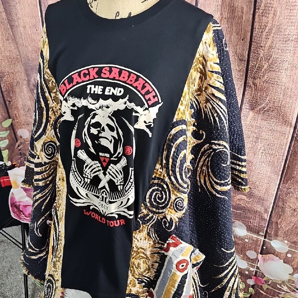 Black Sabbath Fringed Kantha Top - Picture 5 of 7